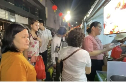Jakarta Night Market Glodok Diserbu Ribuan Pengunjung, UMKM Raup Untung Besar
