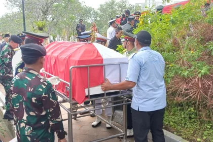 Jenazah Ryamizard Tiba di TMP Kalibata, Menhan Sjafrie Pimpin Upacara Militer