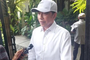 Jokowi Berbicara Soal Penangkapan Roy Suryo dan dr Tifa: Ikuti Proses Hukum