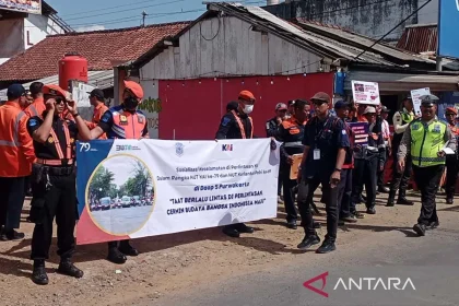 KAI Menutup 118 Perlintasan, Ajak Masyarakat Waspada