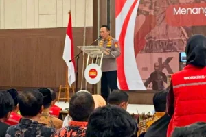 Kapolri Terima Keluhan Buruh, Perintahkan Kasus PT Amos Selesai Sebulan