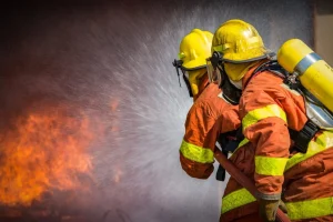 Kebakaran Gudang di Cakung: 80 Petugas Damkar Padamkan Api 5 Jam