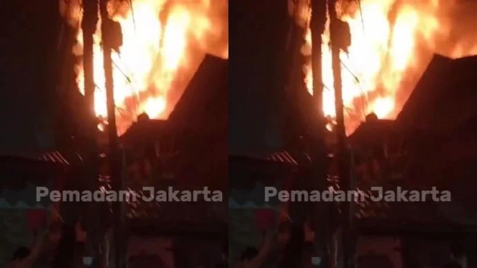 Kebakaran Melanda Rumah di Johar Baru Jakpus, 10 Unit Damkar Dikerahkan