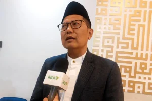 Ketua Fraksi Golkar Desak BGN Evaluasi Menyeluruh Program MBG: Jangan Asal-asalan