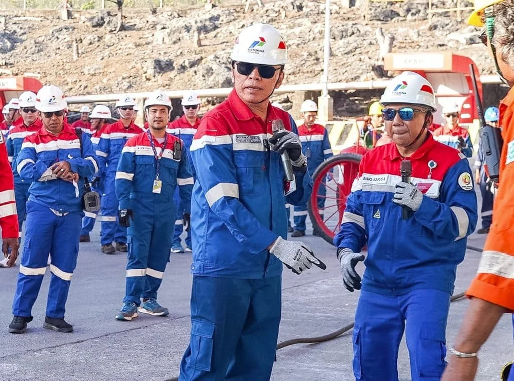 Komisaris Utama Pertamina Tinjau Keandalan Pasokan Energi di NTT
