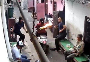 Konten IG Cemburu Buta Berujung Lempar Molotov di Jakarta Utara