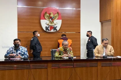 KPK Mengusut Dugaan Korupsi MBG Sebelum Kejagung Menahan Mantan Pimpinan BGN