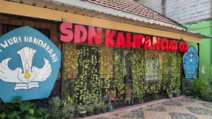 Kronologi Suami Tusuk Istri di SDN Kalipancur 2 Semarang