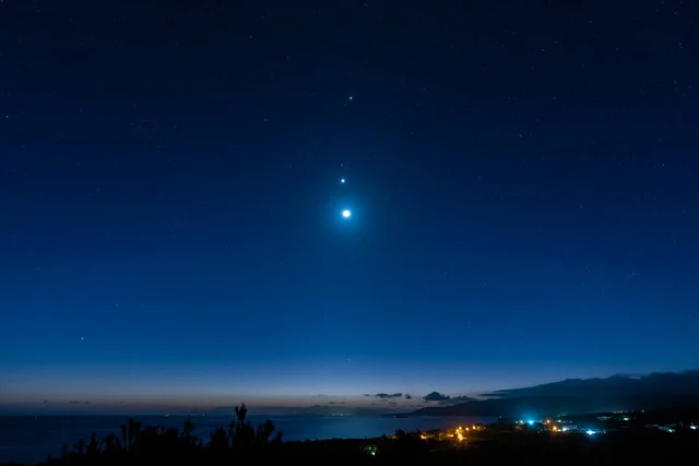 Langit Juni 2026 Dihiasi Parade Planet dan Fenomena Langka Venus-Bulan