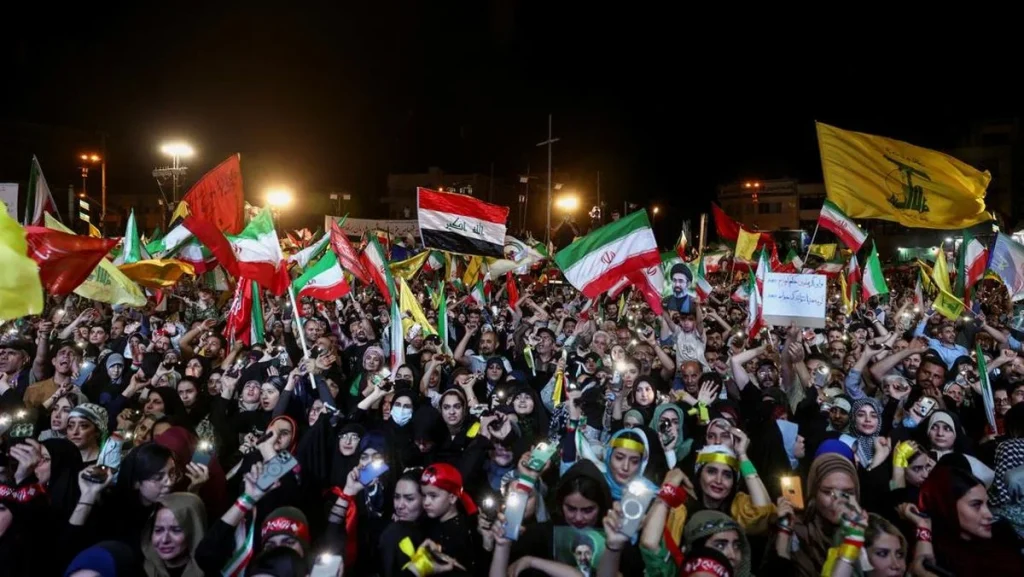 Lautan Warga Iran Turun ke Jalan Dukung Pemerintah Hancurkan Israel