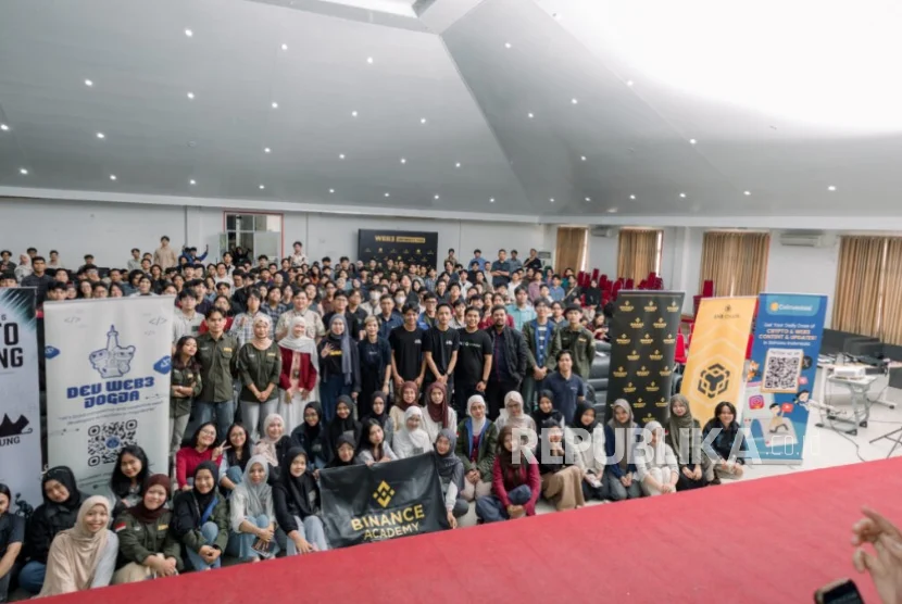 Literasi Digital Jadi Kunci Daya Saing, Ratusan Mahasiswa Lampung Belajar Teknologi Baru