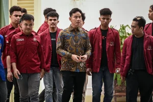 Mahasiswa Pedemo MBG Bubarkan Diri Setelah Pertemuan dengan Gibran di Istana