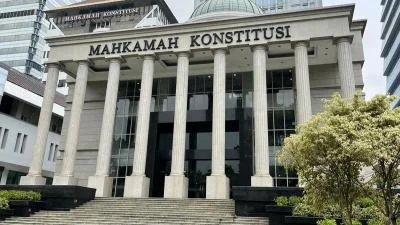 Mahkamah Konstitusi Tolak Uji Materi Batas Usia Calon Kades