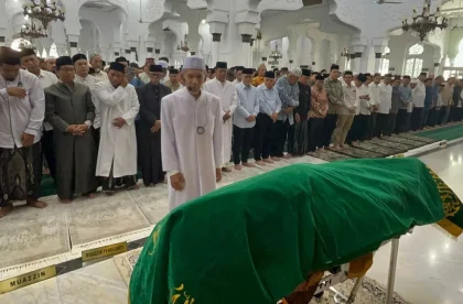 Mantan Gubernur Aceh Zaini Abdullah Meninggal Dunia