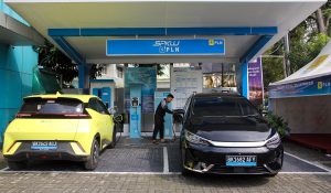 Masyarakat Semakin Banyak Beralih ke Mobil Listrik: Perubahan Tren Otomotif