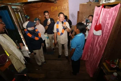 Mendagri Tinjau Program Perumahan di Kampung Nelayan Tanjung Ria