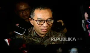 Mendiktisaintek Ungkap Rencana Kembangkan Industri Farmasi dan Mobil Nasional