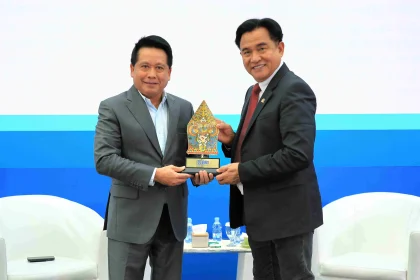 Menko Yusril Dorong Layanan Publik Bersih dan Transparan