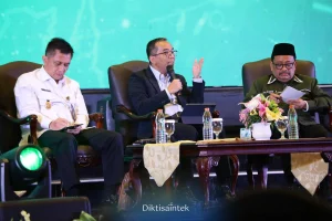 Menteri Teases Peran Kabinet untuk Saya Iqbal
