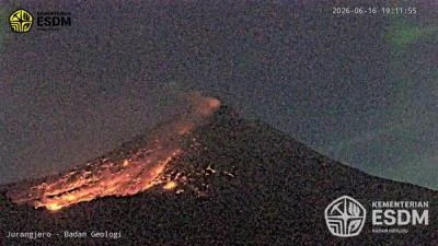 Merapi Erupsi, Guguran Lava Capai 2.000 Meter ke Arah Kali Sat/Putih