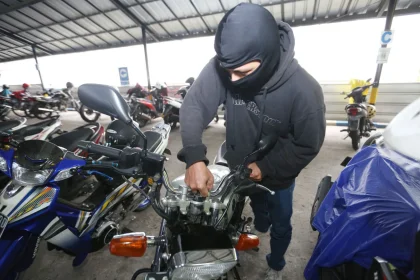 Motor Ojol Dibawa Kabur Pencuri di Jaktim Siang Bolong