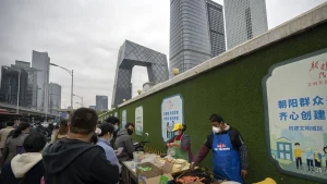 Muncul Fenomena Aneh di China: Pedagang Menjerit Tapi Industri Cuan Terus Berkembang
