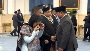 Nanik S Deyang Menangis Setelah Dilantik Prabowo Sebagai Kepala BGN di Istana