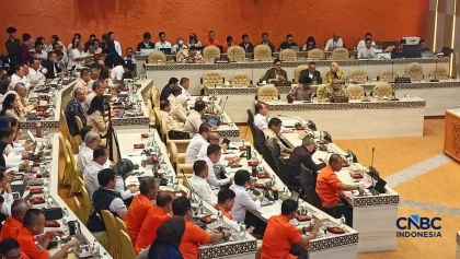 Pagu 2027 Kemenhub Cuma Setengah Kebutuhan, DPR Kasih Peringatan Keras