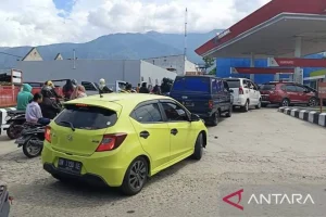 Palu Diguncang Gempa M 6,7, Warga Panik Serbu SPBU Berburu BBM Darurat