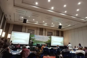 PAMA Group Tanam 2000 Bibit Mangrove di Pesisir Semarang Lawan Perubahan Iklim