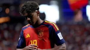 Pelatih Spanyol Marah Lamine Yamal Dibandingkan dengan Messi dan Maradona