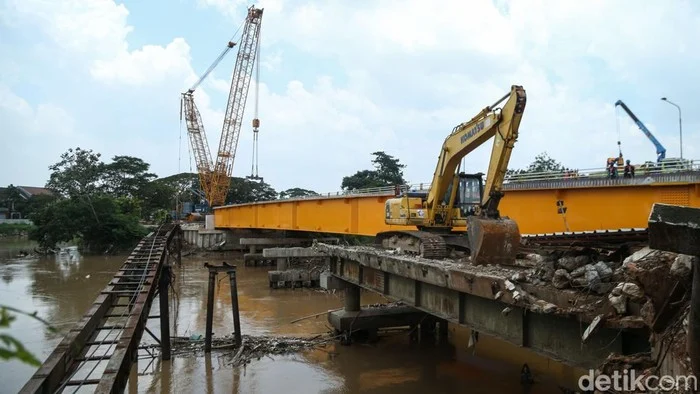 Pembangunan Jembatan Kemang Pratama Lampaui Target, Progres Tembus 92,91 Persen