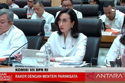 Pemerintah Targetkan 19,1 Juta Wisatawan Mancanegara Kunjungi Indonesia pada 2027