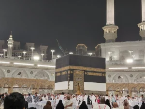 Pergantian Kiswah Ka'bah 1 Muharram: Simbol Spiritual Baru