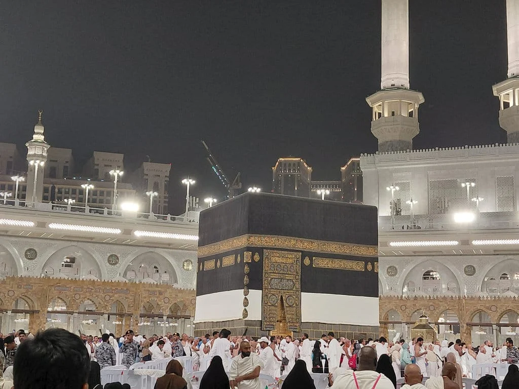 Pergantian Kiswah Ka'bah 1 Muharram: Simbol Spiritual Baru