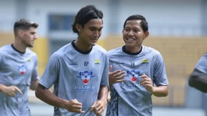 Persib Bandung Lepas Dua Pemain, Rezaldi dan Zalnando Resmi Berpisah
