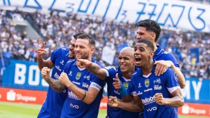 Persib Bandung: Membidik Winger Eks PSG dan Gelandang Albania untuk Membangun Skuad Mewah
