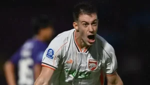 Persib Ungguli Persija dalam Perburuan Mariano Peralta, Sanksi FIFA Jadi Sorotan