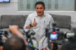 Pertamax Harus Mengikuti Harga Minyak Dunia, Ujar Seskab Teddy