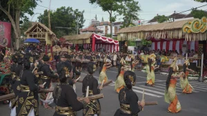 Pesta Kesenian Bali XLVIII Dibuka Resmi, Parade Peed Aya Meriahkan Acara