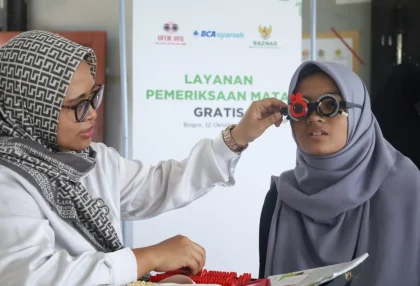PGN Hadirkan Layanan Kesehatan Mata Gratis bagi Ratusan Siswa dan Warga