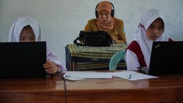 Pilu Siswi SD Sukabumi Gagal Ikut Olimpiade Sains karena Listrik Mati