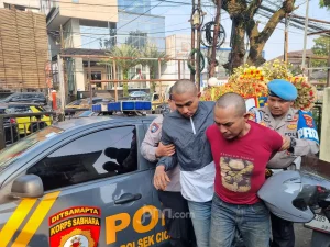 Polisi Diringkus Dua Begal di Bundaran Doggy Bandung