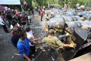 Polisi Eksekusi Hotel Sultan, 69 Orang Ditangkap