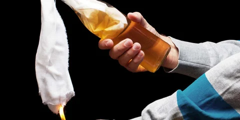 Polisi Tetapkan Satu Tersangka yang Bawa Molotov Pada Demo 12 Juni di Jakarta