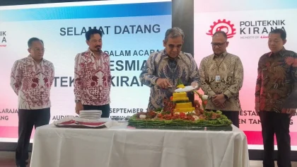 Politeknik Kirana Padang Cetak SDM Aviasi Siap Kerja