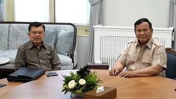 Prabowo dan Jusuf Kalla Ngobrol Serius di Istana, Apa yang Dibahas?