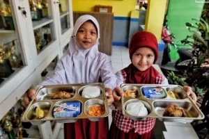 Prabowo: Makan Bergizi Gratis Membantu Masyarakat Rentan