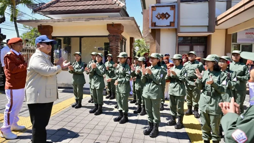 Prabowo Minta Bupati Cari Lahan untuk Sekolah Republik yang Bisa Menggunakan Fasilitas Negara