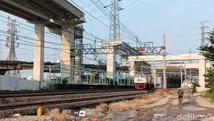 Pramono Bakal Resmikan Stasiun KRL JIS Hari Ini